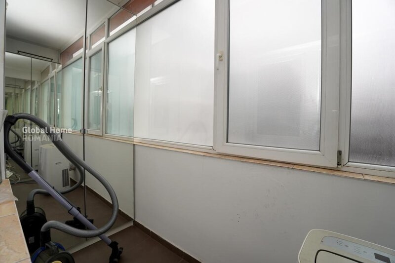 Barbu Vacarescu  Vila 5 camere  Curte Ideal birouri  Rezidential